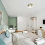 Sali Homes R3 - Cozy Retreat By Roter Main River