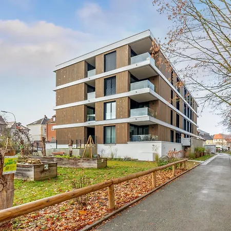 Apartmán Sali Homes R3 - Cozy Retreat By Roter Main River