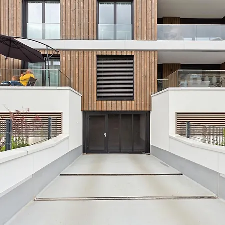 Sali Homes R3 - Cozy Retreat By Roter Main River Apartment *