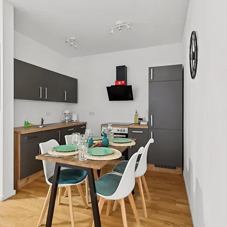 Sali Homes R3 - Cozy Retreat By Roter Main River Appartement
